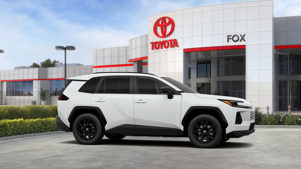 2026 Toyota RAV4 SE - Photo 13