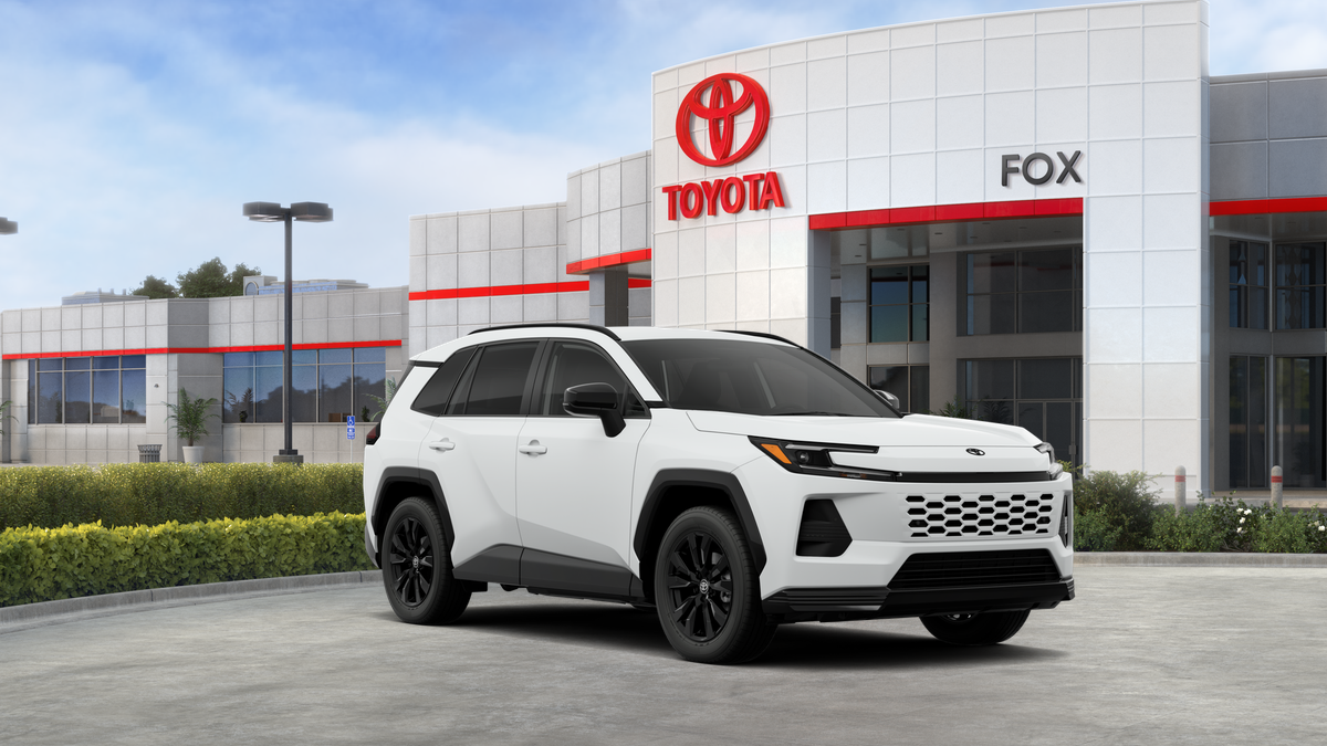 2026 Toyota RAV4 SE - Photo 15