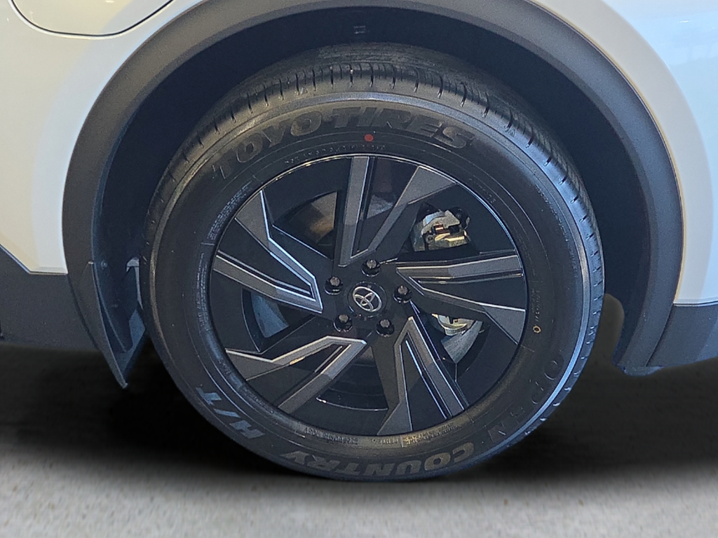 2026 Toyota C-HR SE