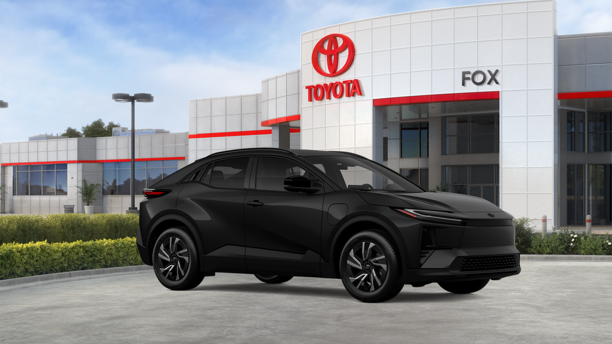 2027 Toyota C-HR SE