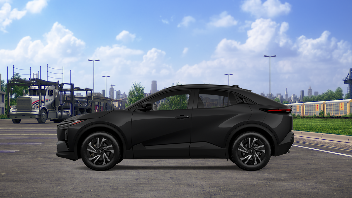 2027 Toyota C-HR SE