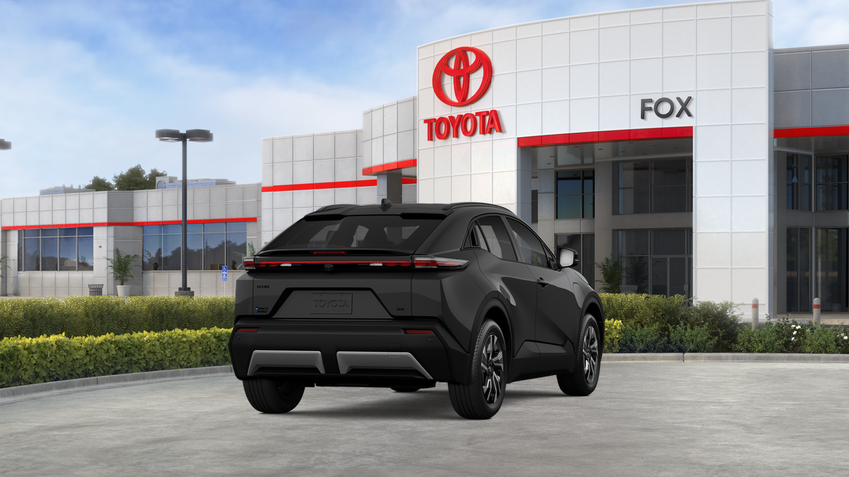 2027 Toyota C-HR SE