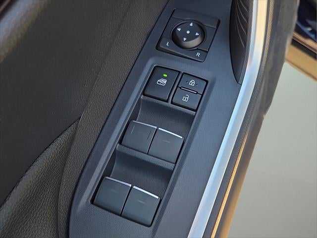 2025 Toyota RAV4 Plug-In Hybrid SE