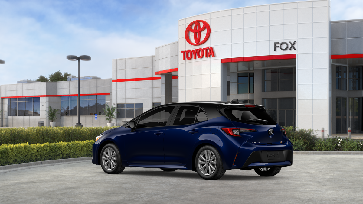 2027 Toyota Corolla Hatchback SE