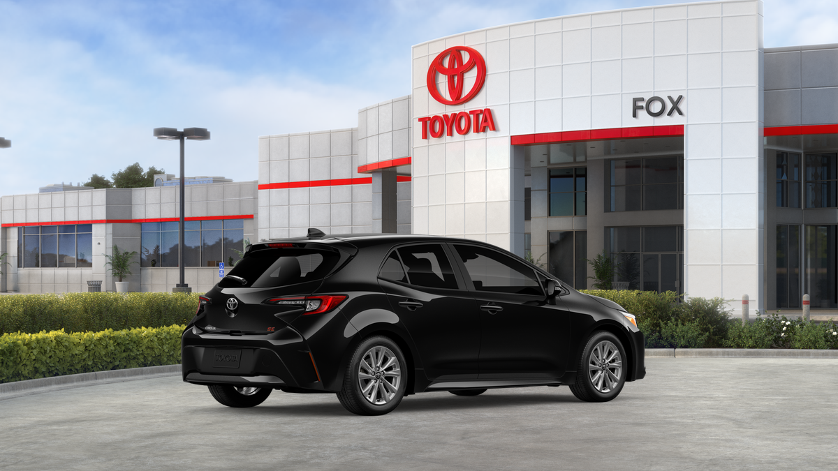 2027 Toyota Corolla Hatchback SE