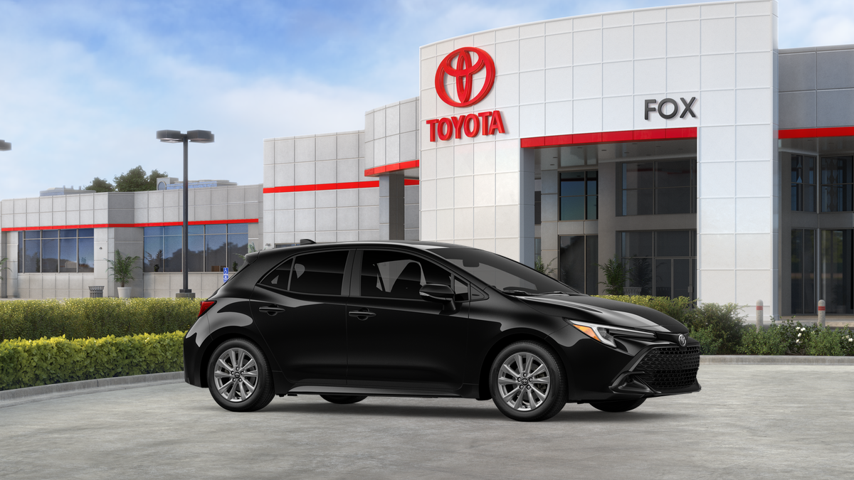 2027 Toyota Corolla Hatchback SE