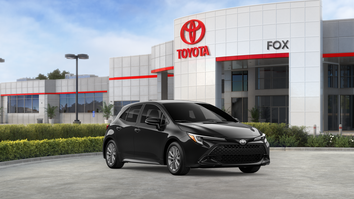 2027 Toyota Corolla Hatchback SE