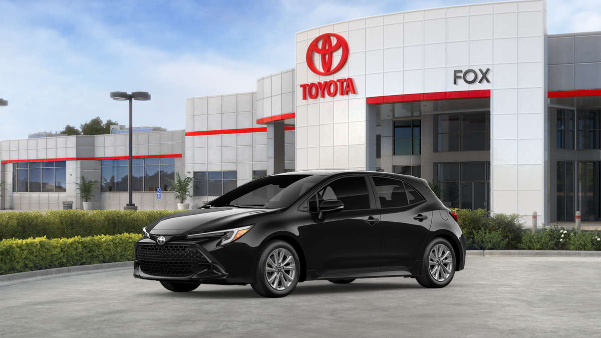 2027 Toyota Corolla Hatchback SE