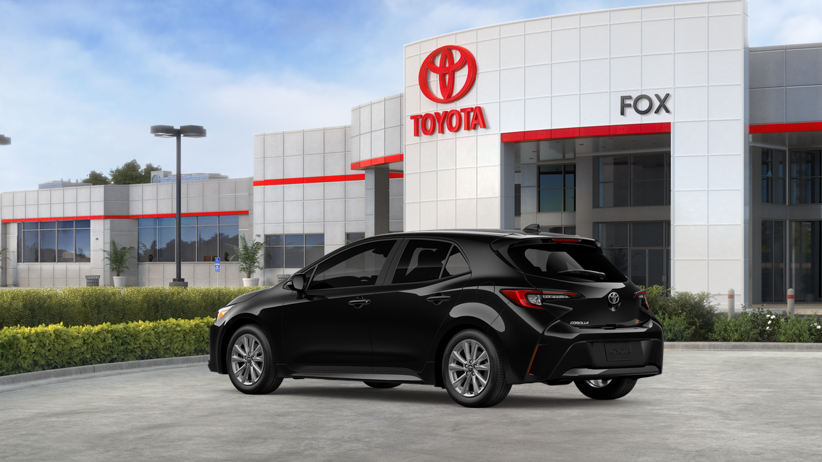 2027 Toyota Corolla Hatchback SE