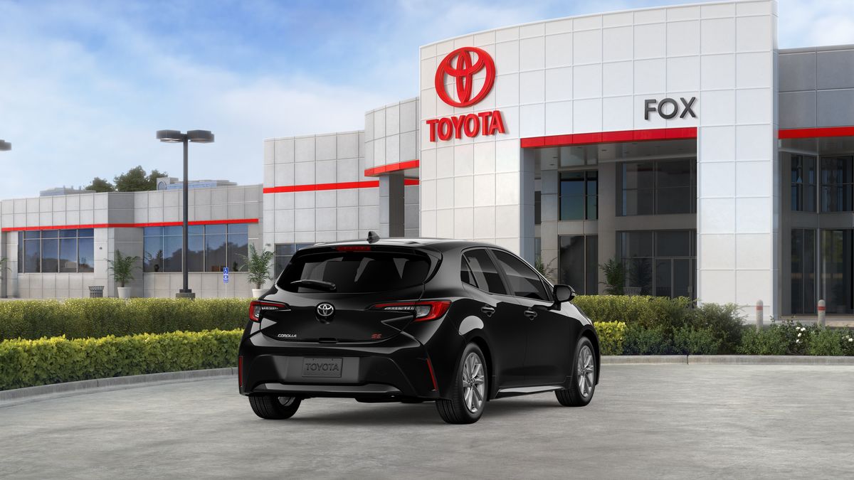 2027 Toyota Corolla Hatchback SE