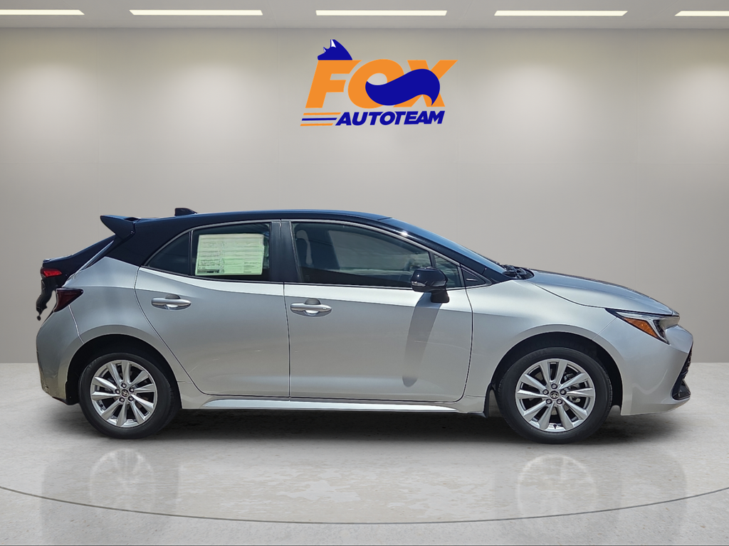2026 Toyota Corolla Hatchback SE