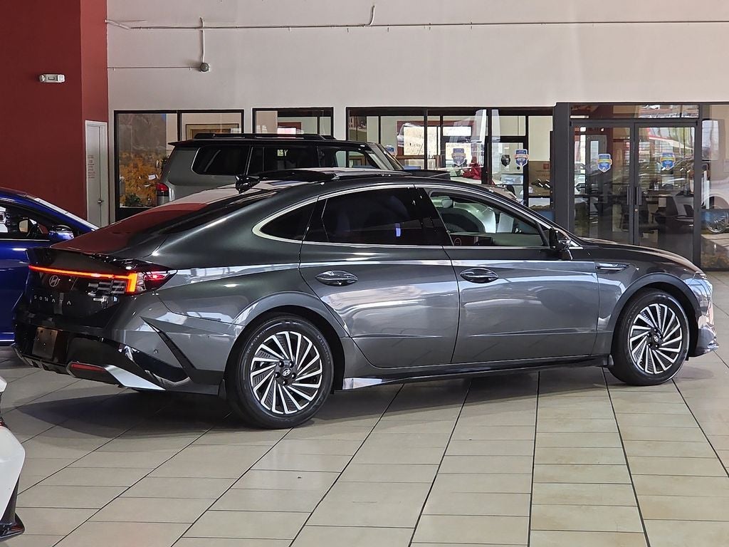 2024 Hyundai Sonata Hybrid Limited