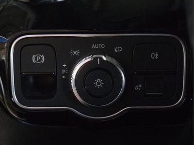 2022 Mercedes-Benz A-Class A 220