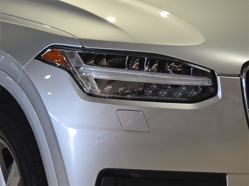 2021 Volvo XC90 T5 Momentum