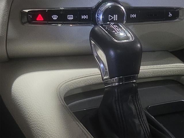 2021 Volvo XC90 T5 Momentum