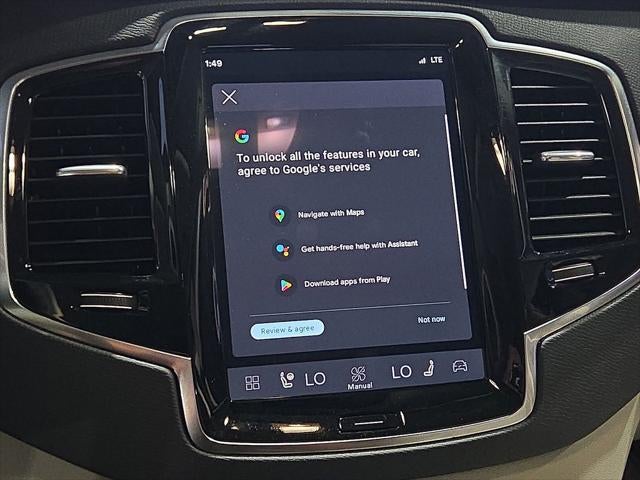 2025 Volvo XC90 B5 Plus