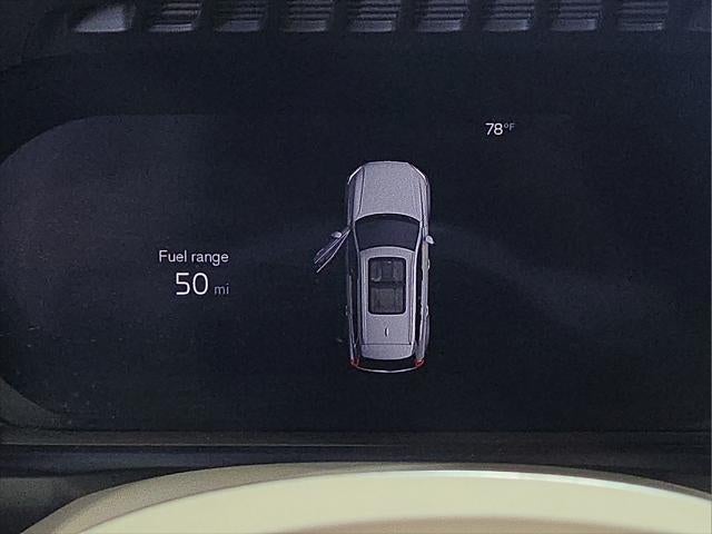 2025 Volvo XC90 B5 Plus
